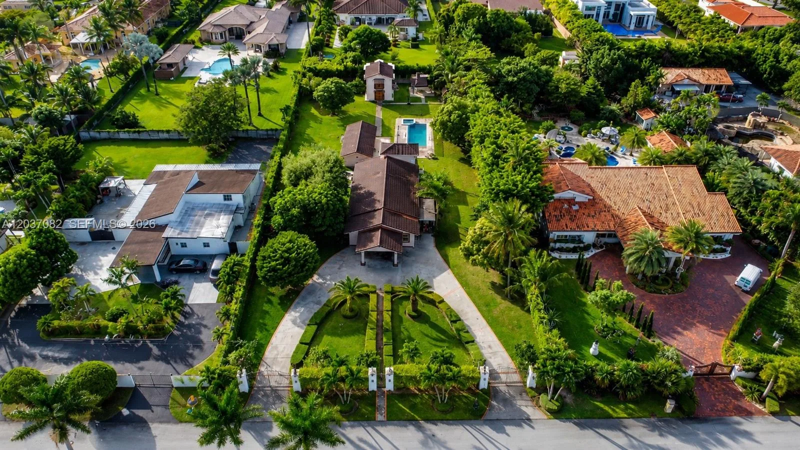 300 SW 123rd Ave, Miami, FL 33184