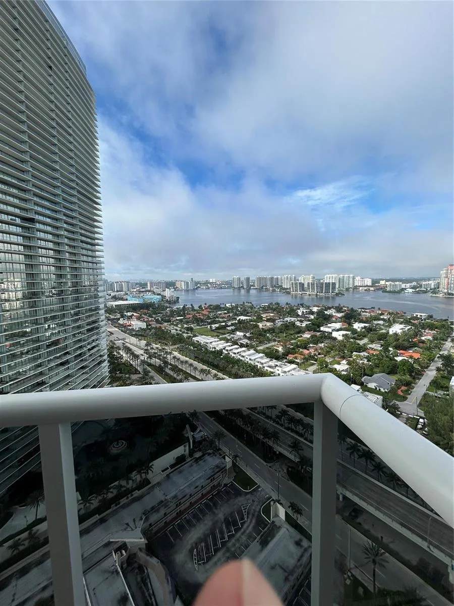 19111 Collins Avenue # 2807, Sunny Isles Beach, FL 33160 photo 3
