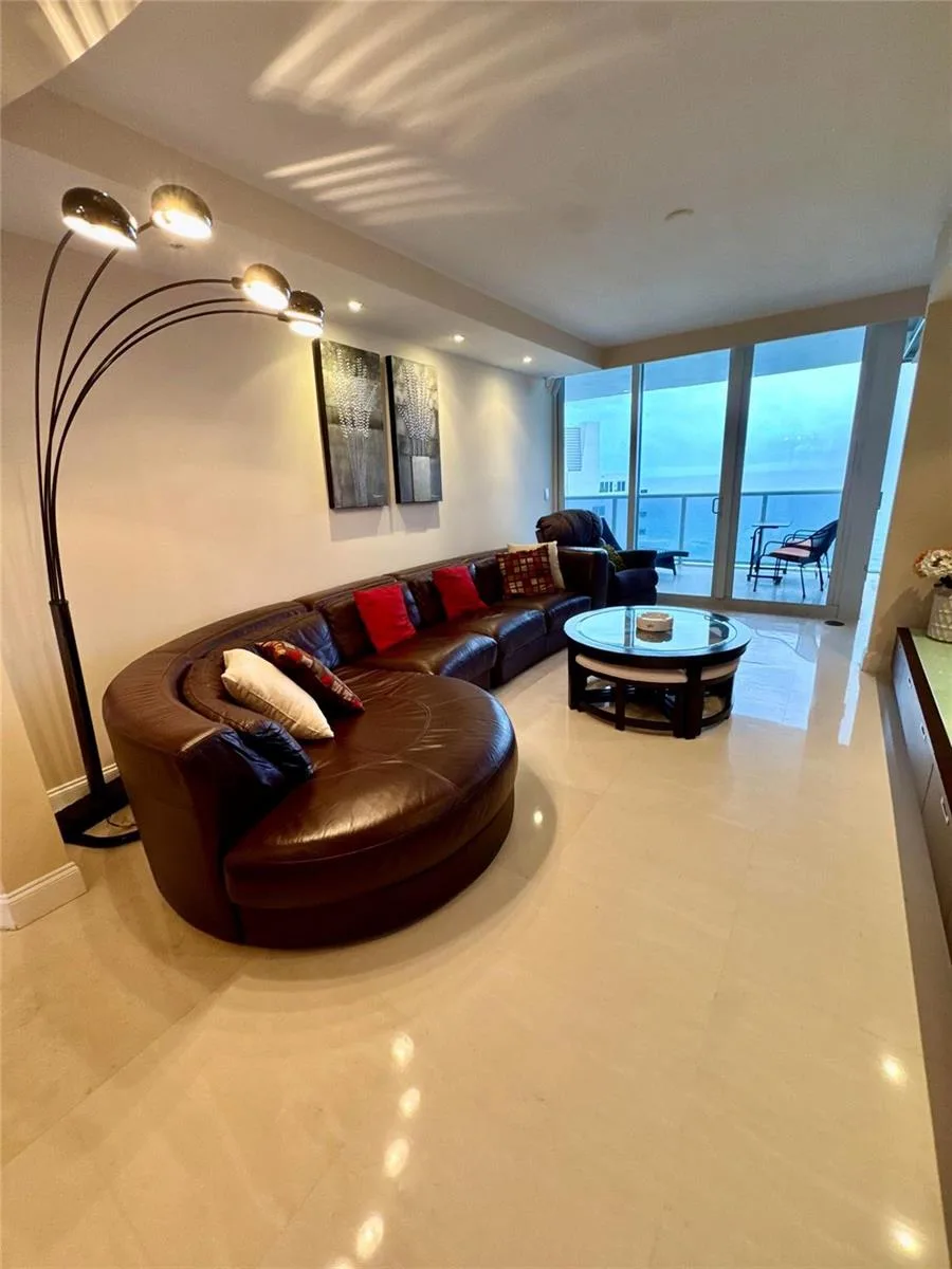 19111 Collins Avenue # 2807, Sunny Isles Beach, FL 33160 photo 8