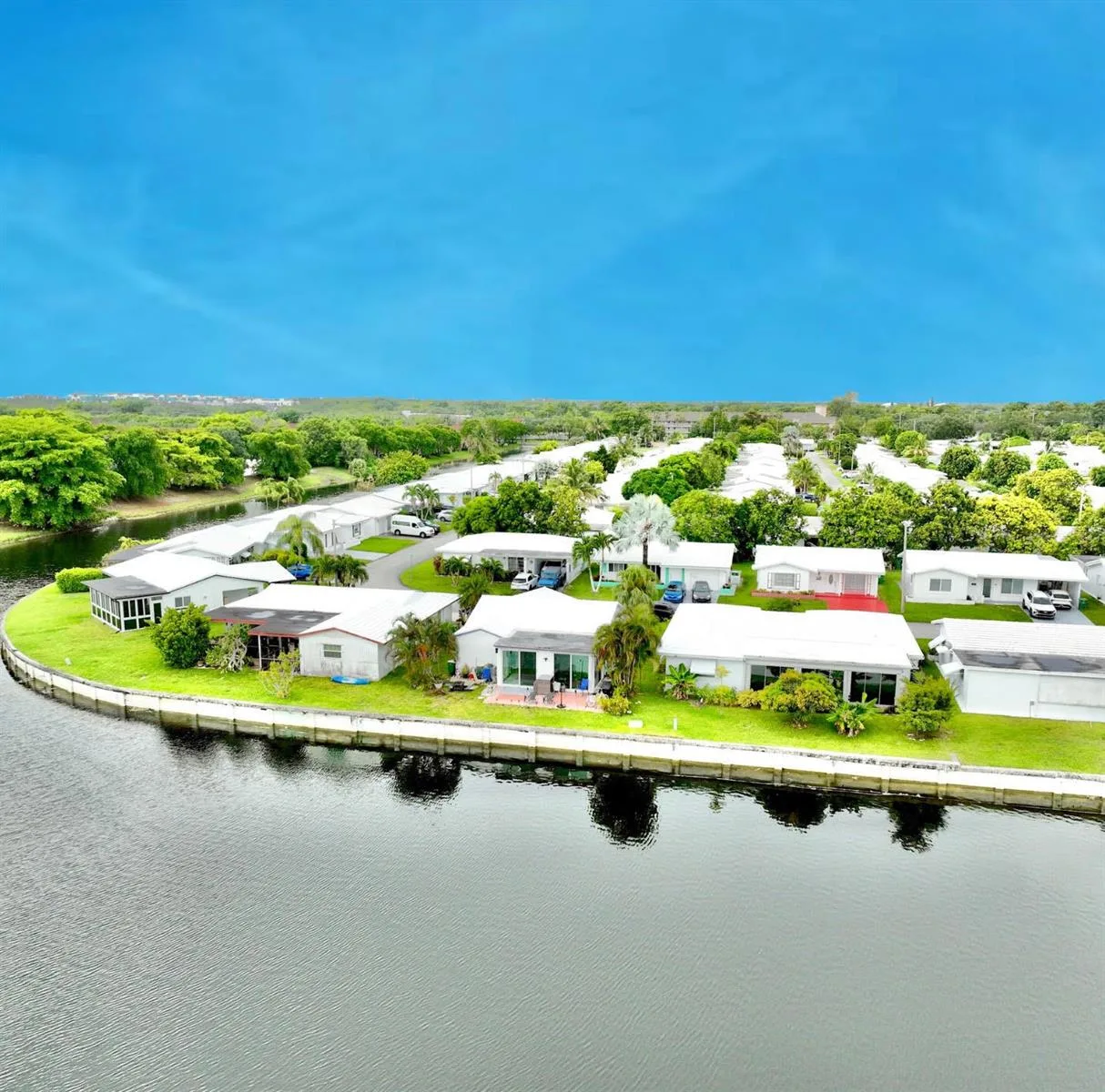 8103 NW 58TH Place, Tamarac, FL 33321 photo 13