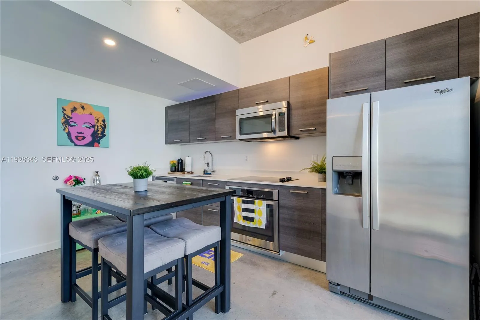 151 SE 1st St # 3008, Miami, FL 33131 photo 4