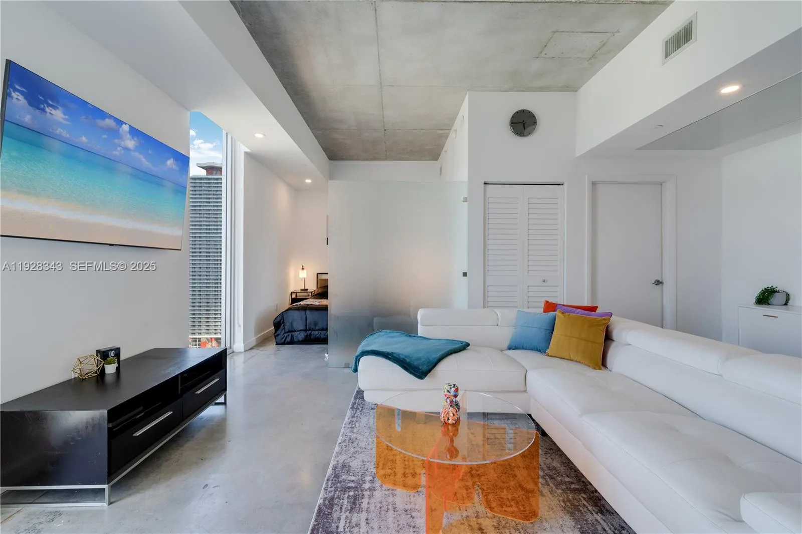 151 SE 1st St # 3008, Miami, FL 33131 photo 5
