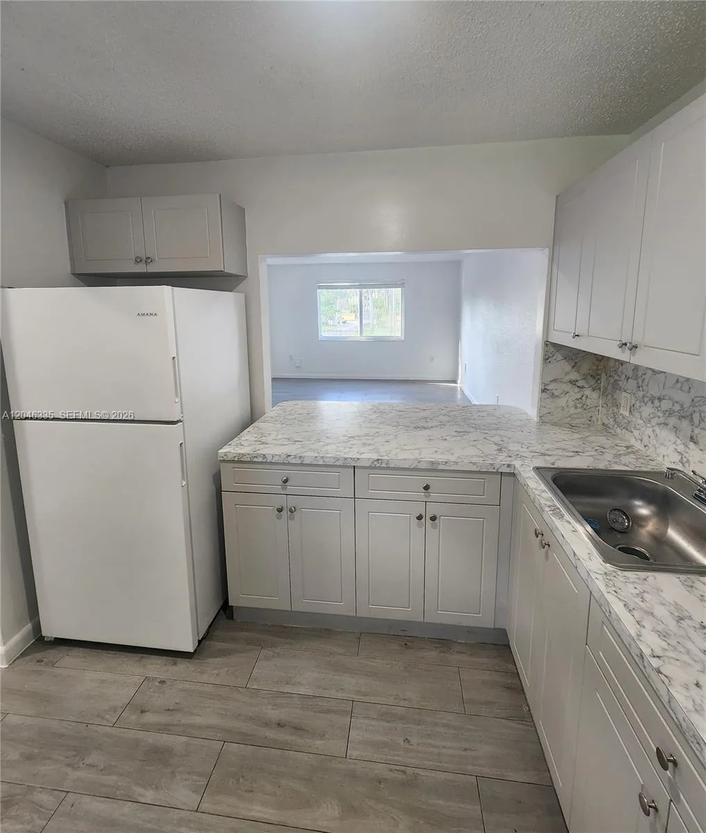10900 SW 196th St # 204, Cutler Bay, FL 33157 photo 2