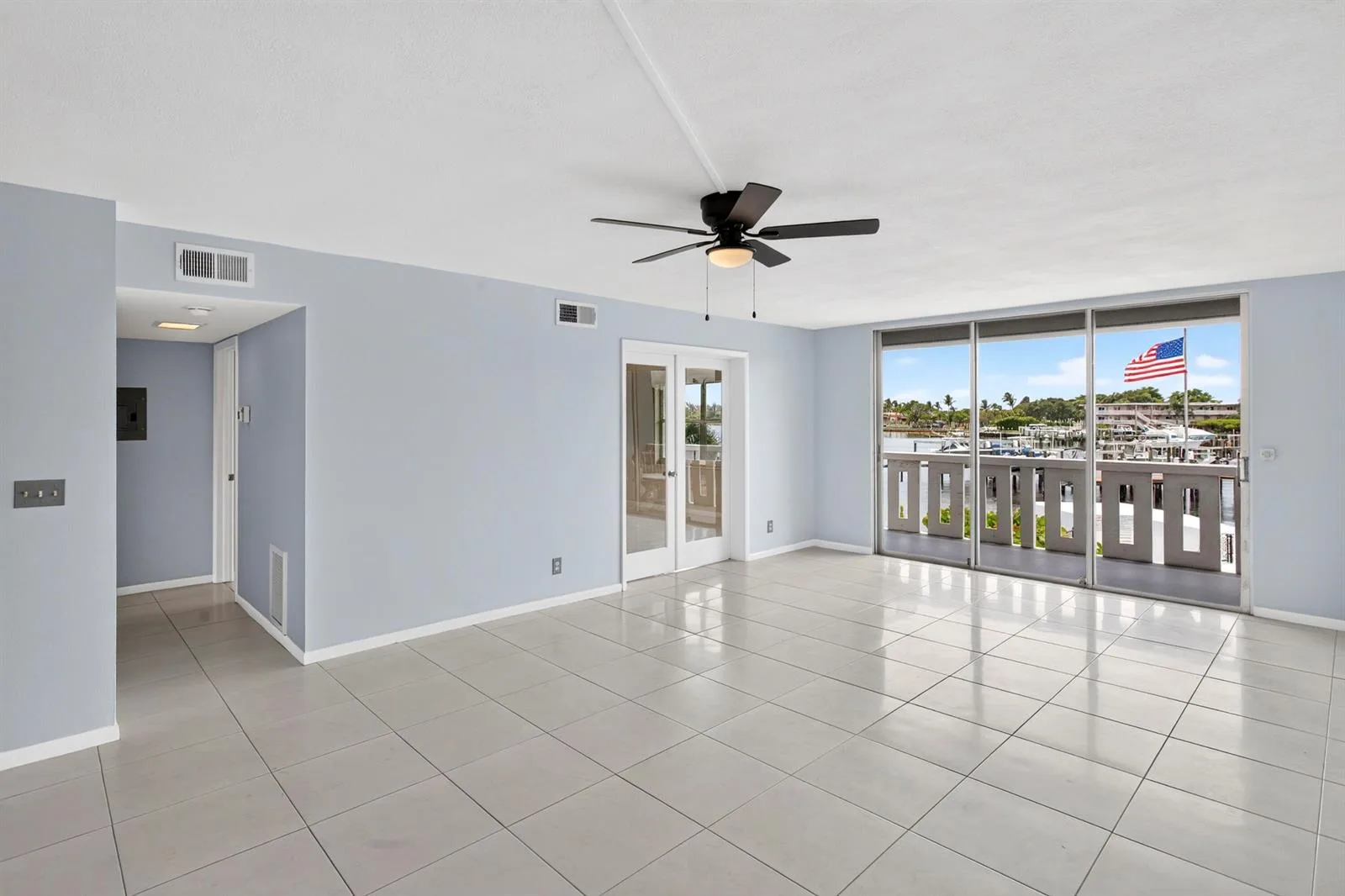231 E Lantana Road # 204, Lantana, FL 33462 photo 9