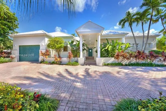 621 N Mashta Drive, Key Biscayne, FL 33149 photo 4