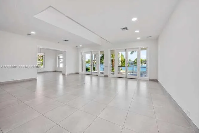 621 N Mashta Drive, Key Biscayne, FL 33149 photo 5