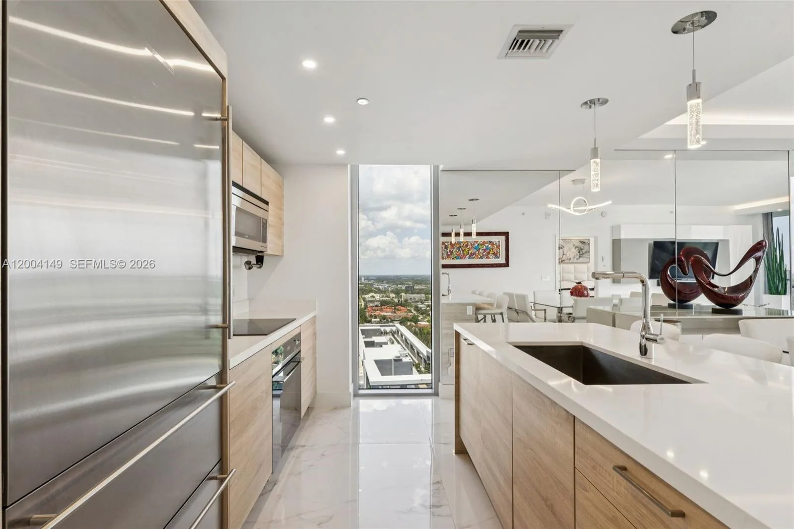 16385 Biscayne Blvd # 3001, North Miami Beach, FL 33160 photo 4