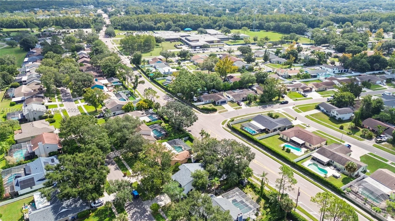 4632 Landscape Drive, Tampa, FL 33624 photo 3