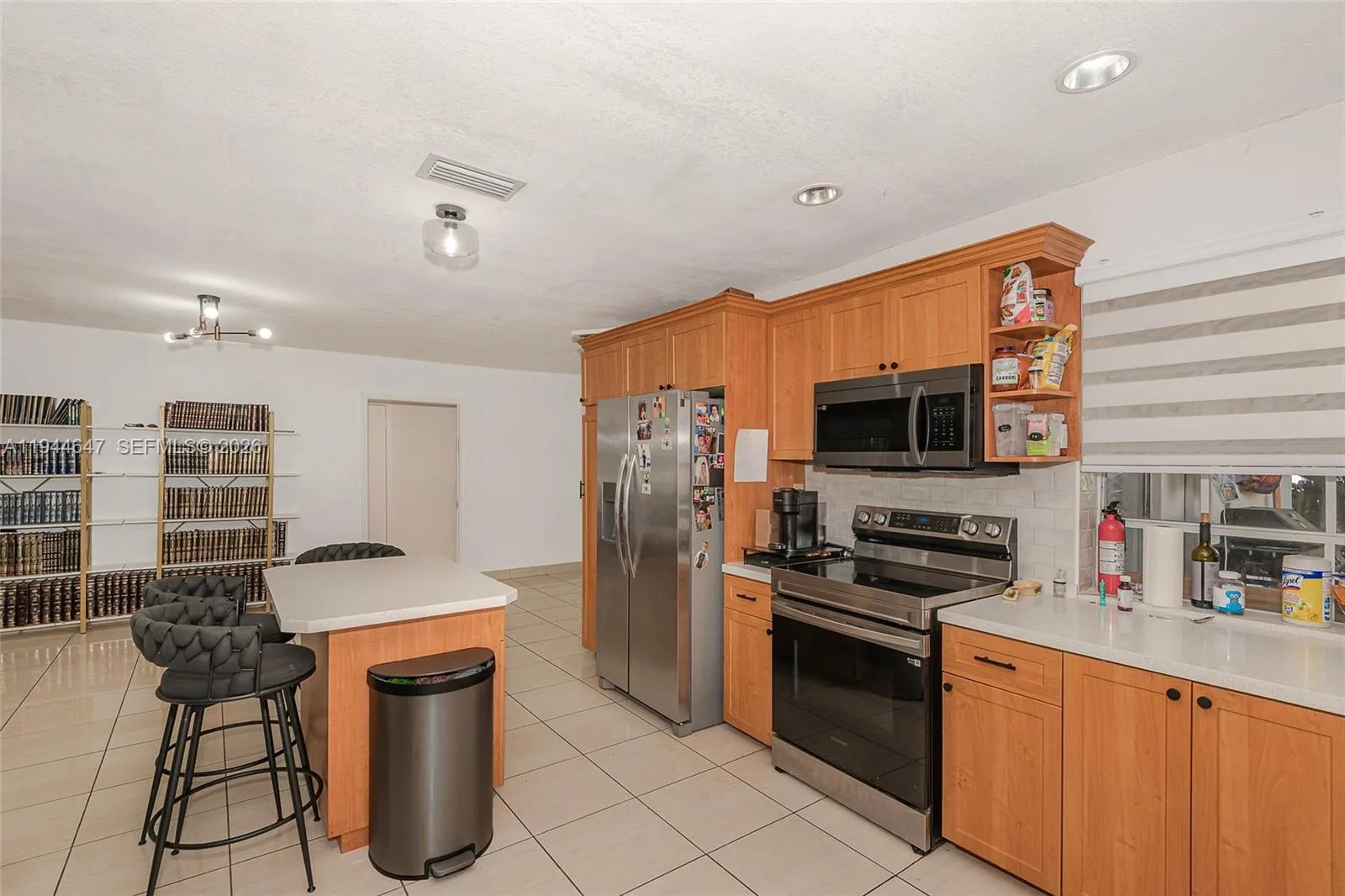 8950 Harding Ave, Surfside, FL 33154 photo 9