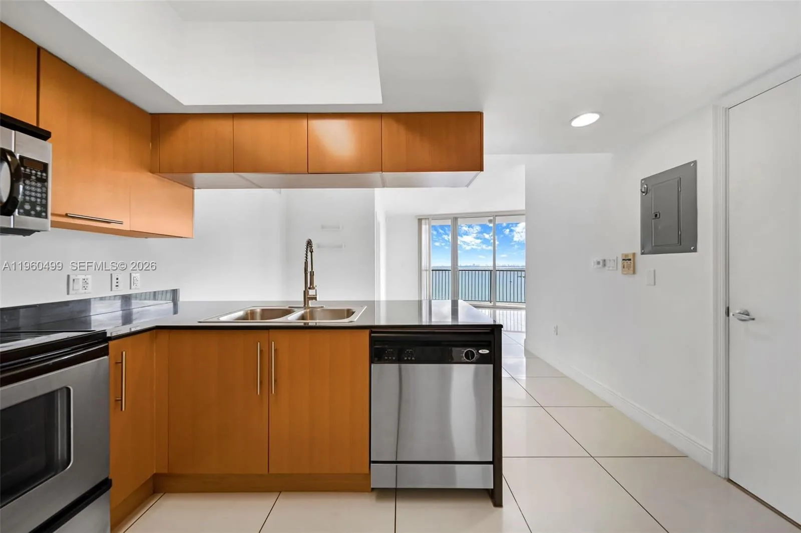 1750 N Bayshore Dr # 2001, Miami, FL 33132 photo 11