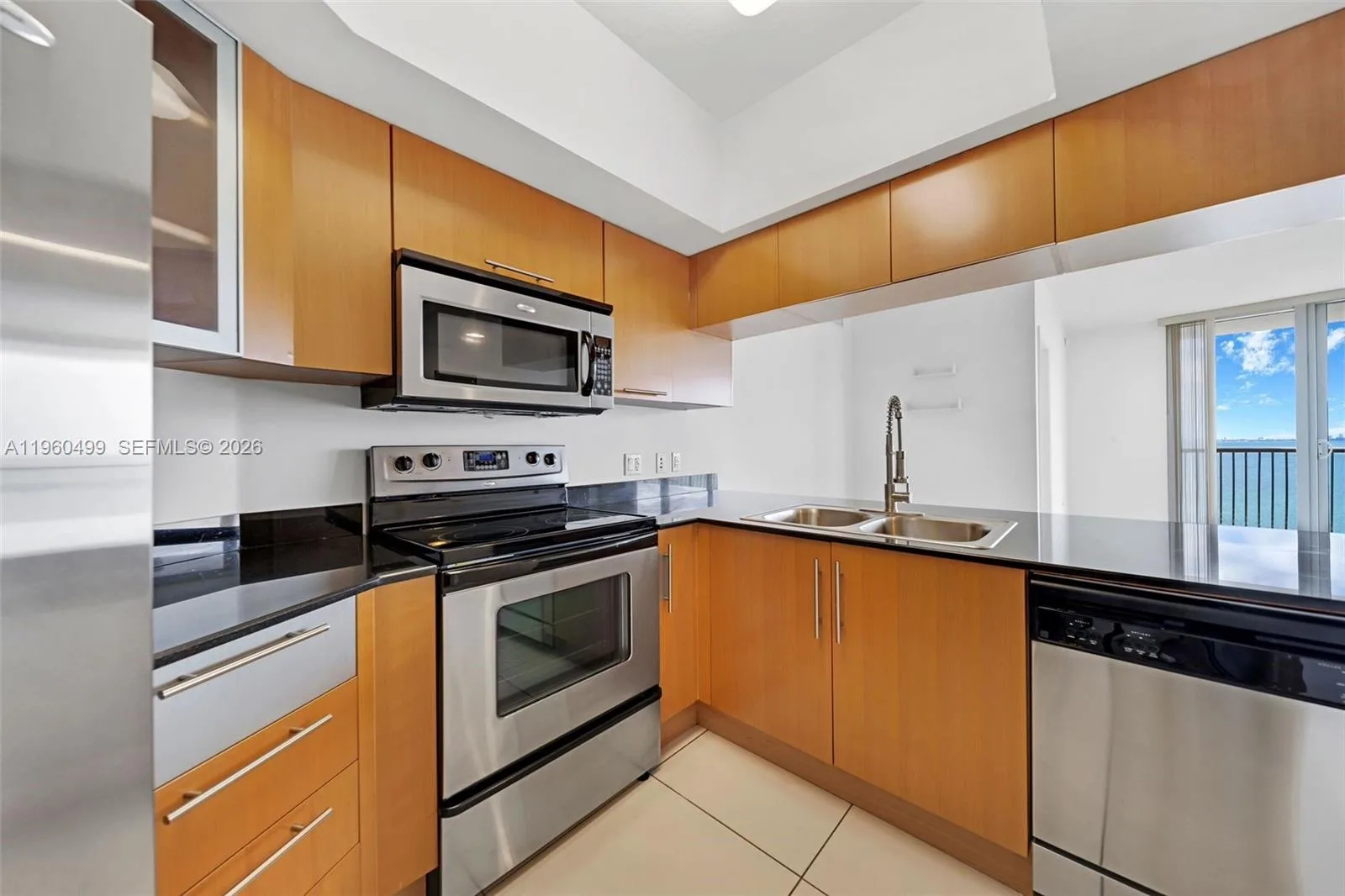 1750 N Bayshore Dr # 2001, Miami, FL 33132 photo 12