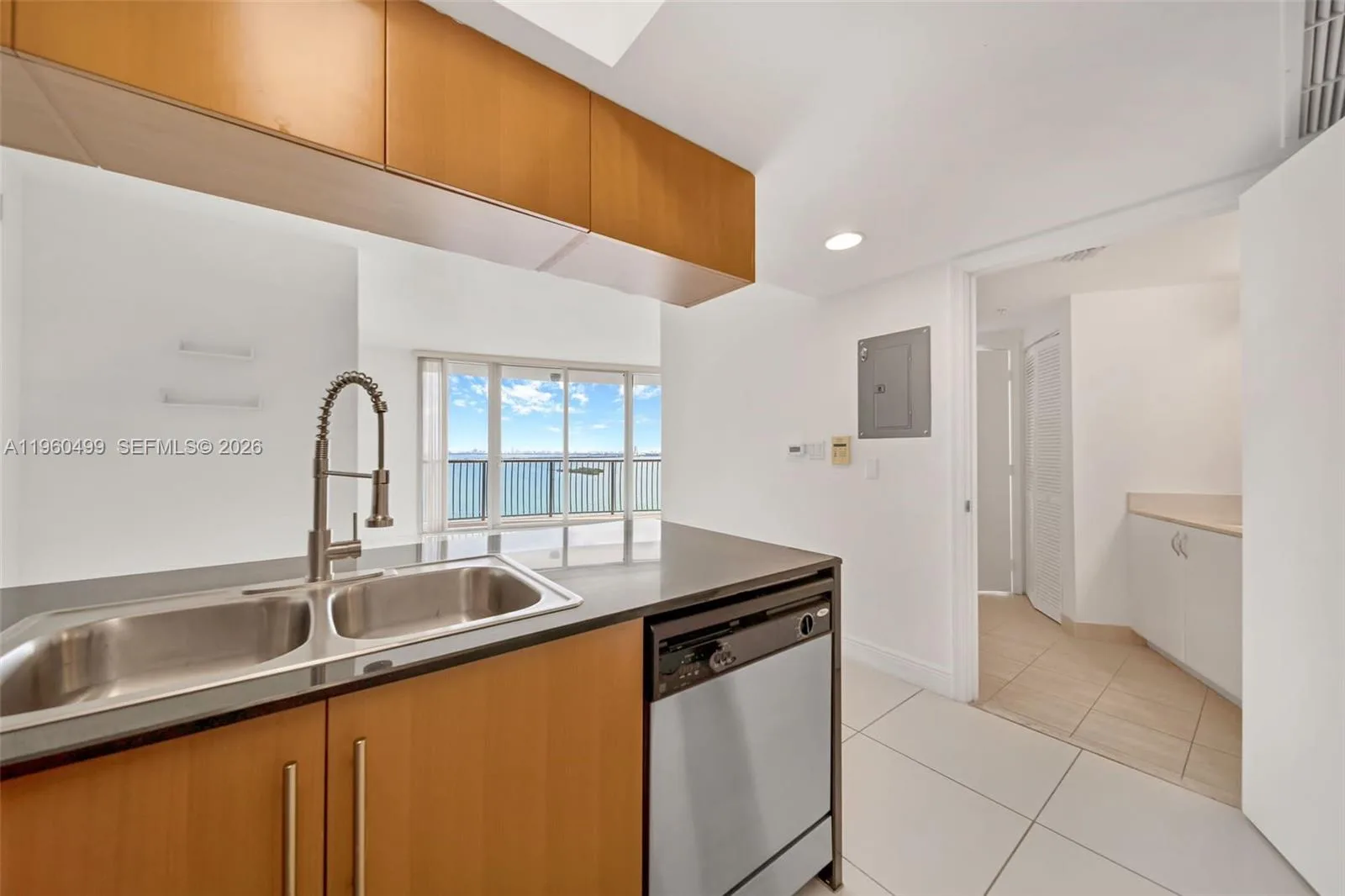 1750 N Bayshore Dr # 2001, Miami, FL 33132 photo 7
