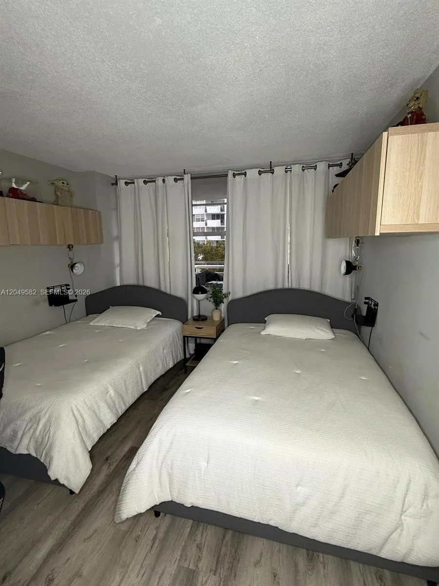 18061 Biscayne Blvd # 404, Aventura, FL 33160 photo 11