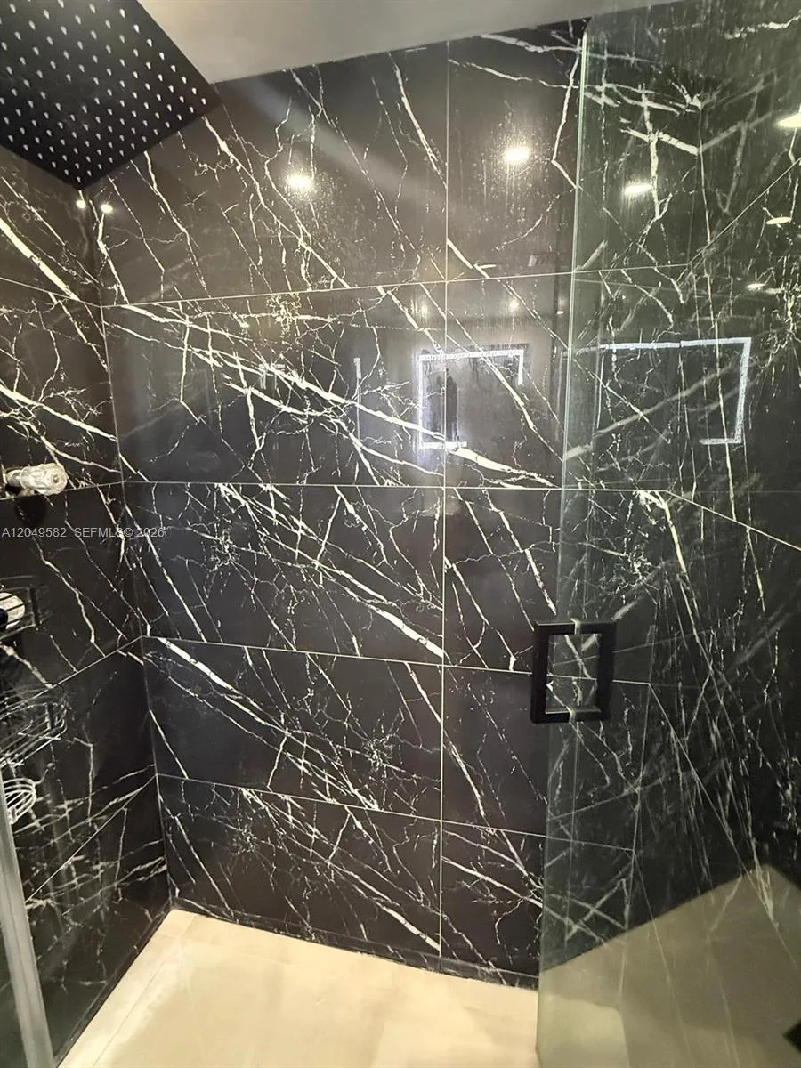 18061 Biscayne Blvd # 404, Aventura, FL 33160 photo 13