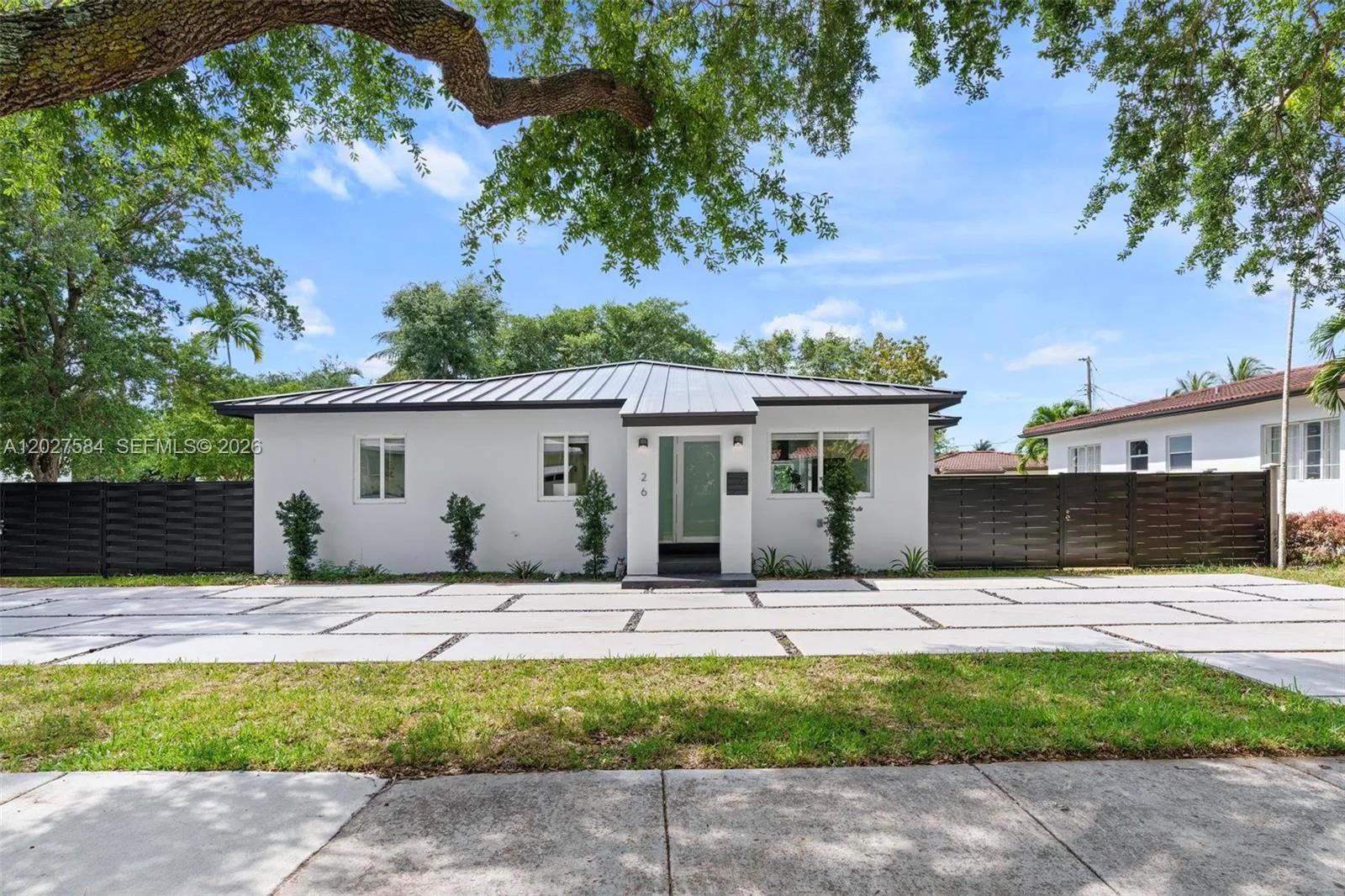 26 NE 88th St, El Portal, FL 33138