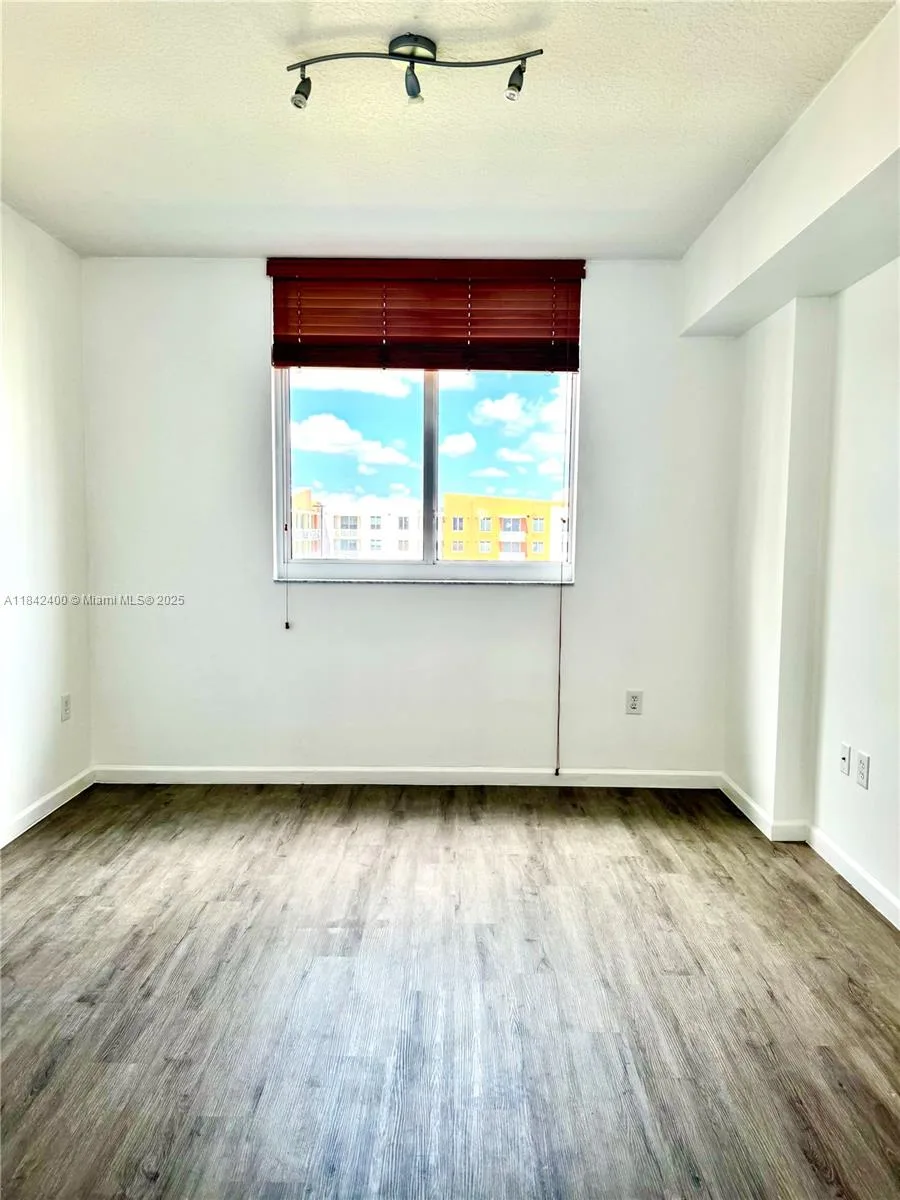18800 NE 29th Ave # 723, Aventura, FL 33180 photo 12