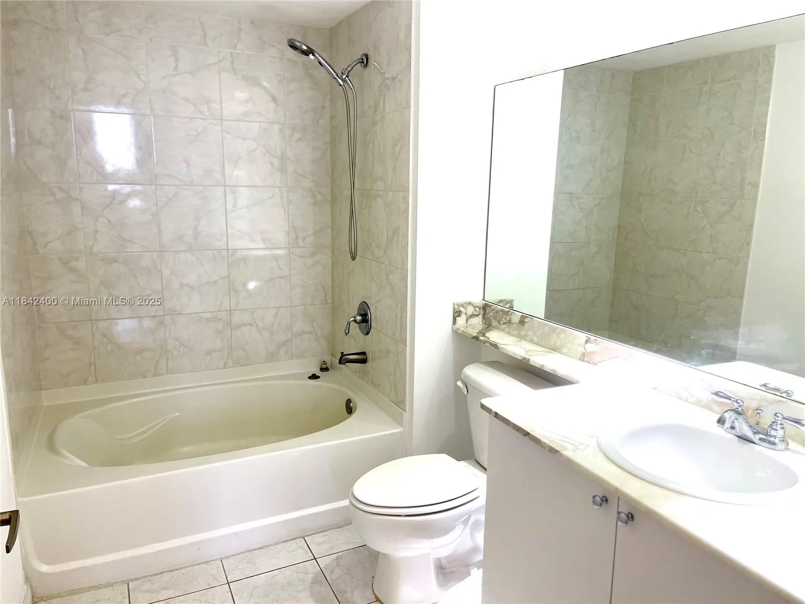 18800 NE 29th Ave # 723, Aventura, FL 33180 photo 8