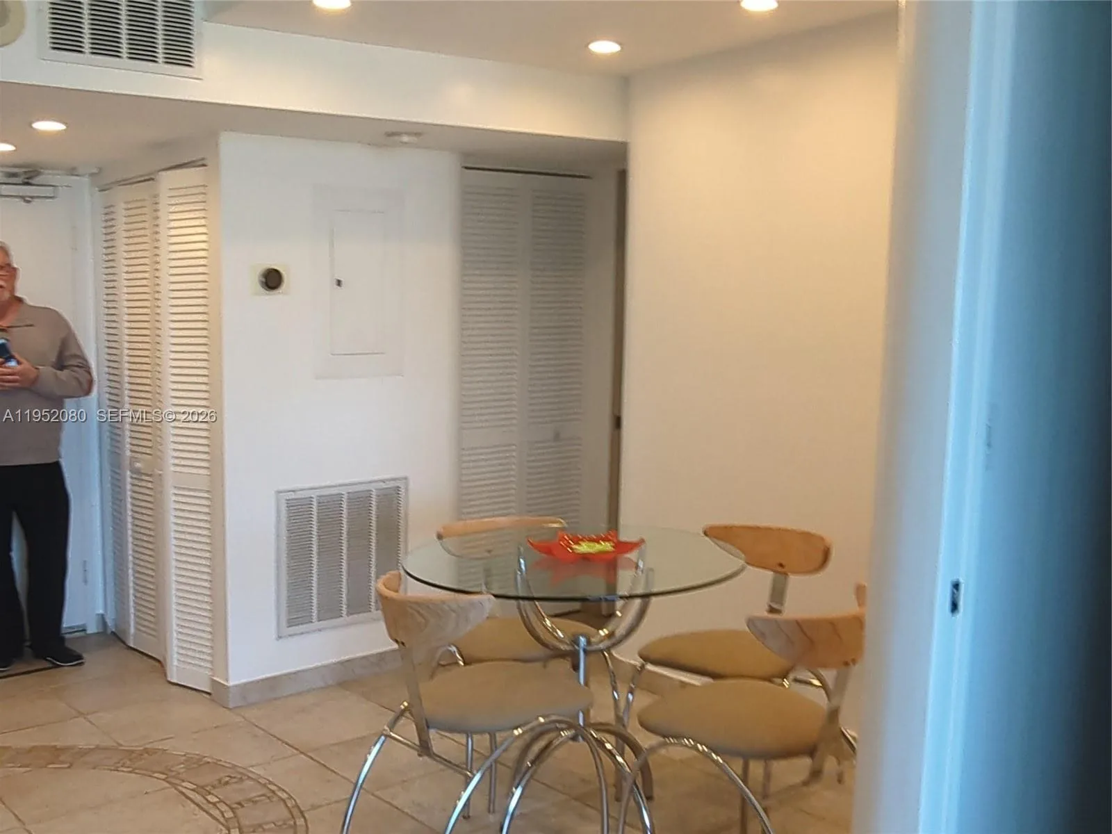 465 Ocean Dr # 524, Miami Beach, FL 33139 photo 11
