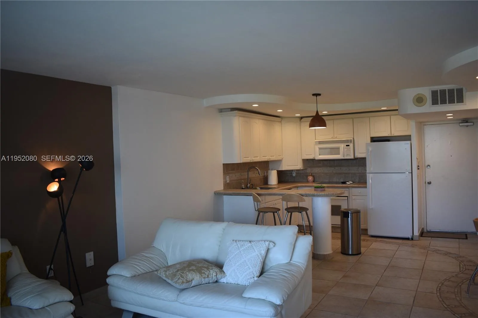 465 Ocean Dr # 524, Miami Beach, FL 33139 photo 8