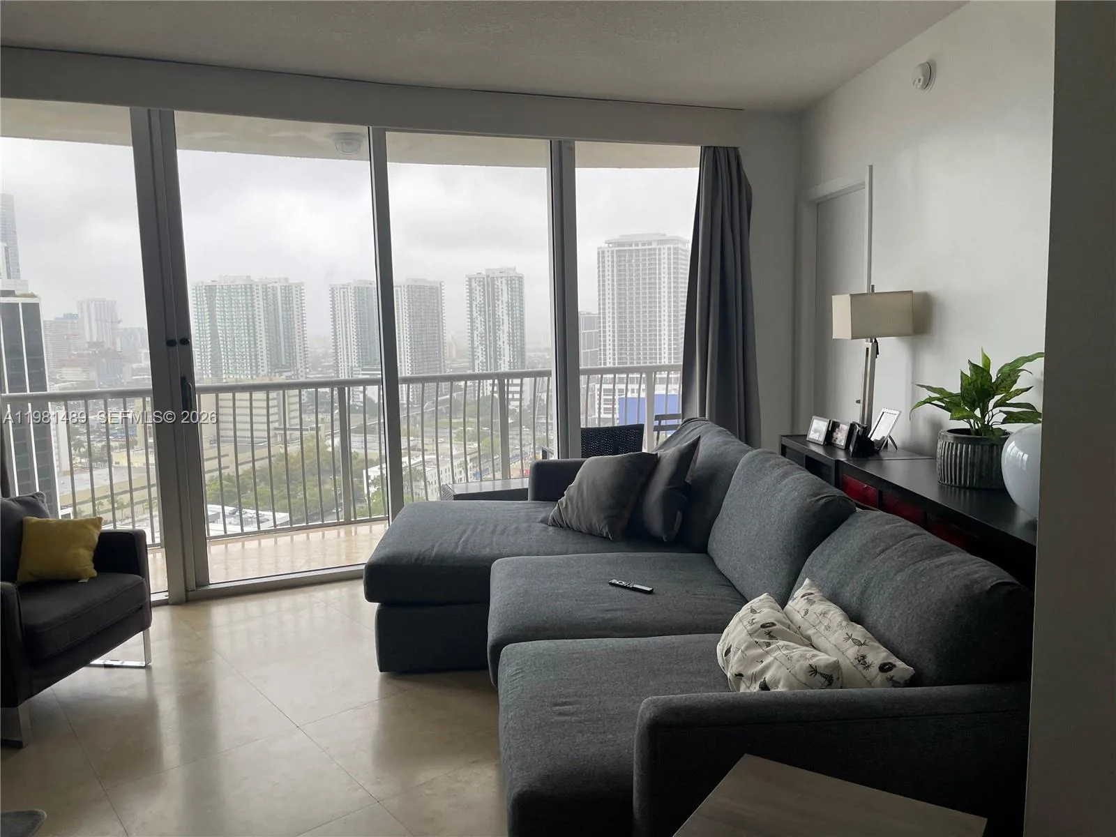 1750 N Bayshore Dr # 2814, Miami, FL 33132 photo 5