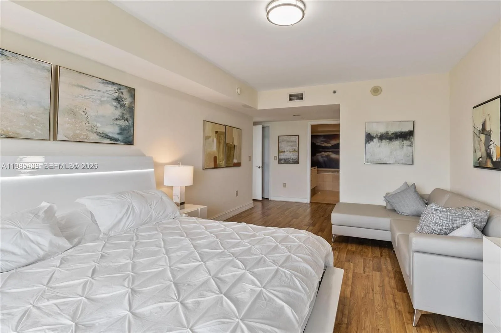 1830 S Ocean Dr # 4706, Hallandale Beach, FL 33009 photo 10