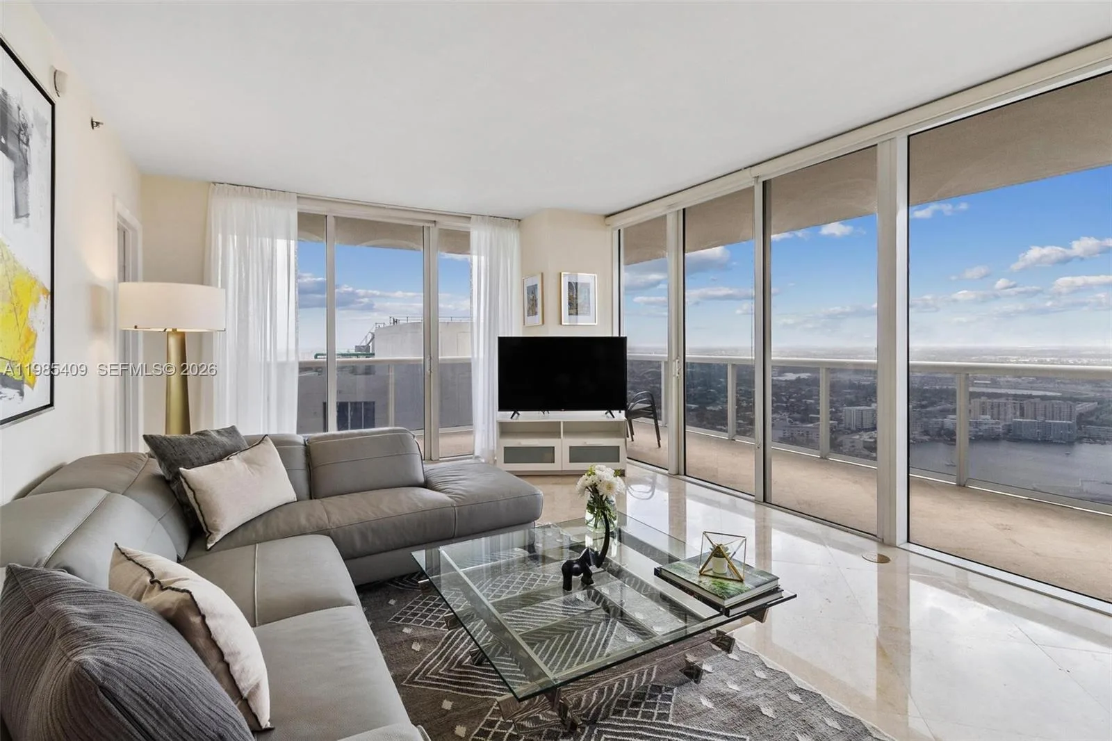 1830 S Ocean Dr # 4706, Hallandale Beach, FL 33009 photo 3