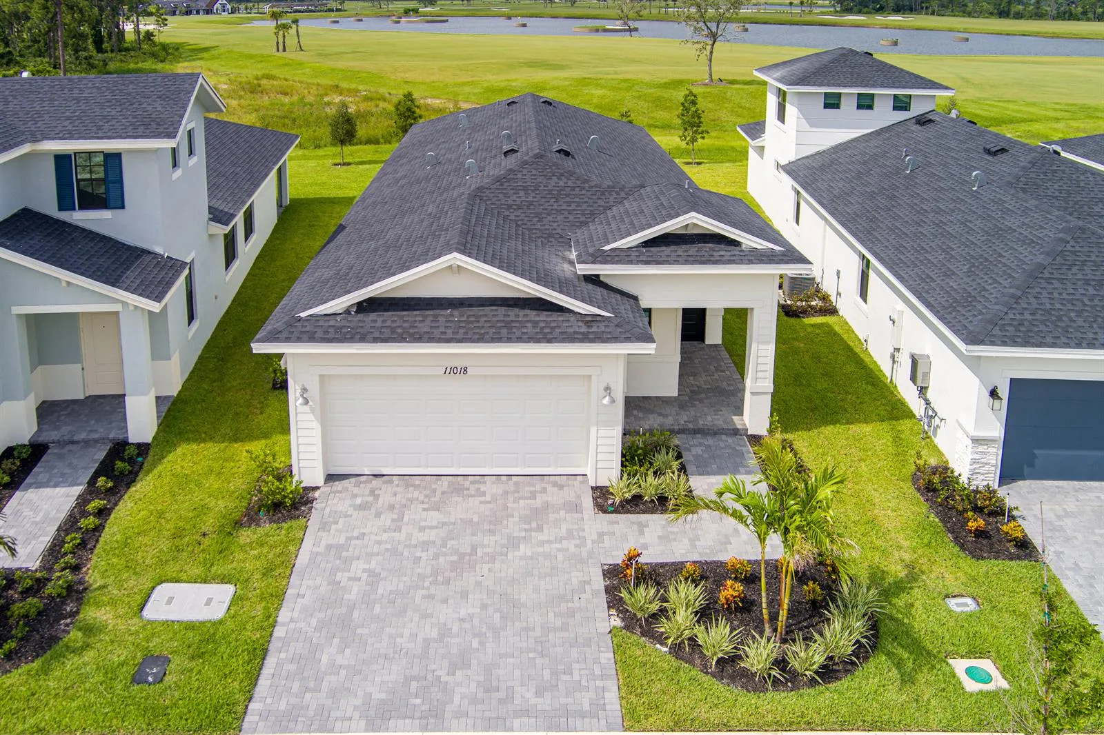 11018 NW GLYNLEA Boulevard N, Port St. Lucie, FL 34987 photo 2