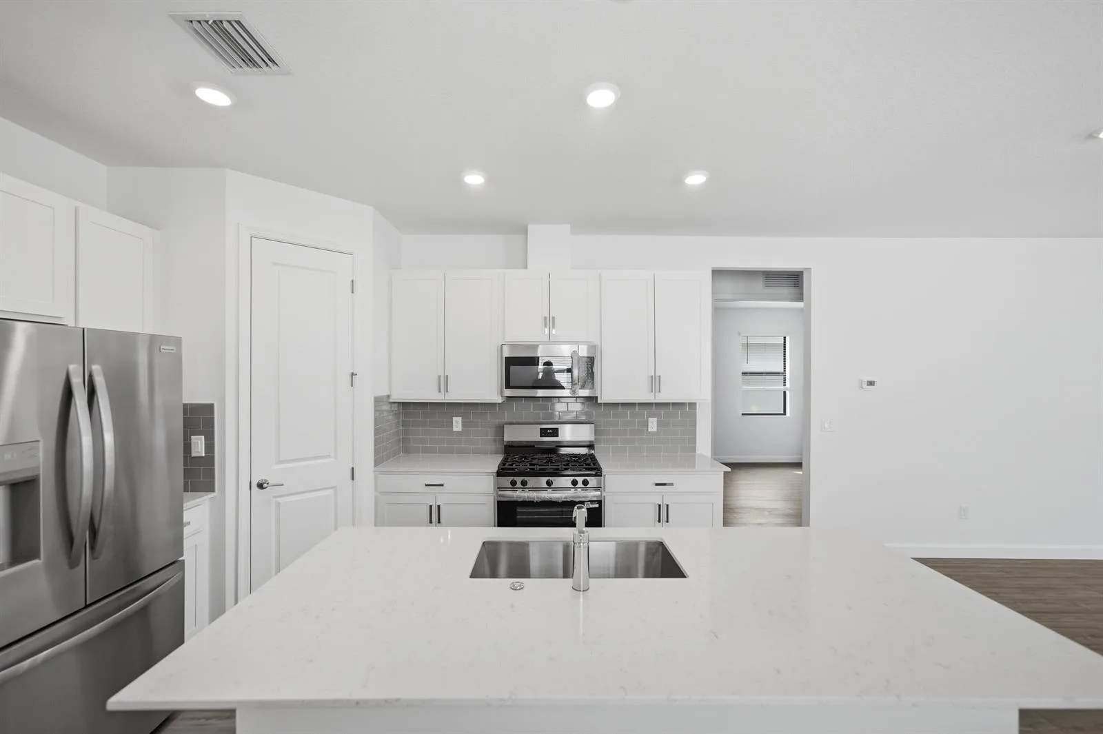 11018 NW GLYNLEA Boulevard N, Port St. Lucie, FL 34987 photo 6