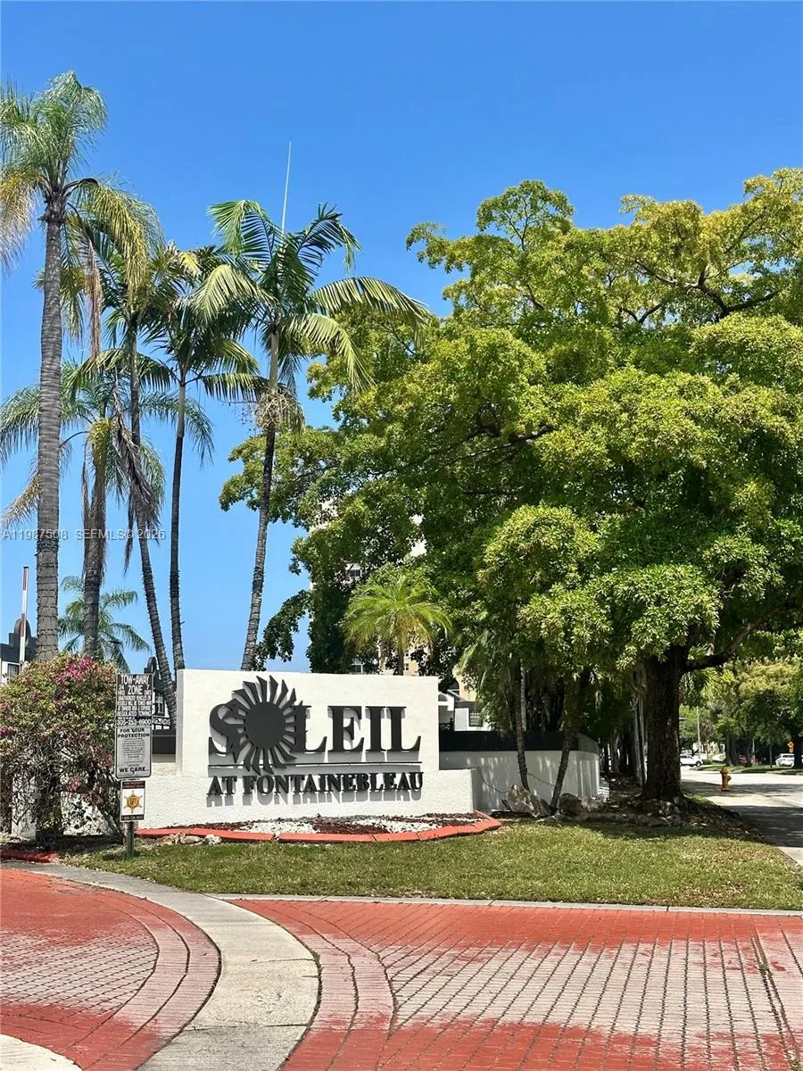 9701 Fontainebleau Blvd # C203, Miami, FL 33172