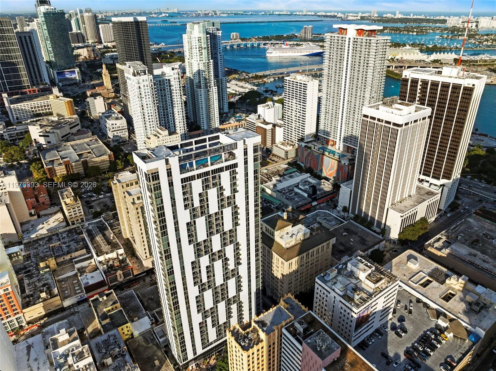 151 SE 1st St # 506, Miami, FL 33131