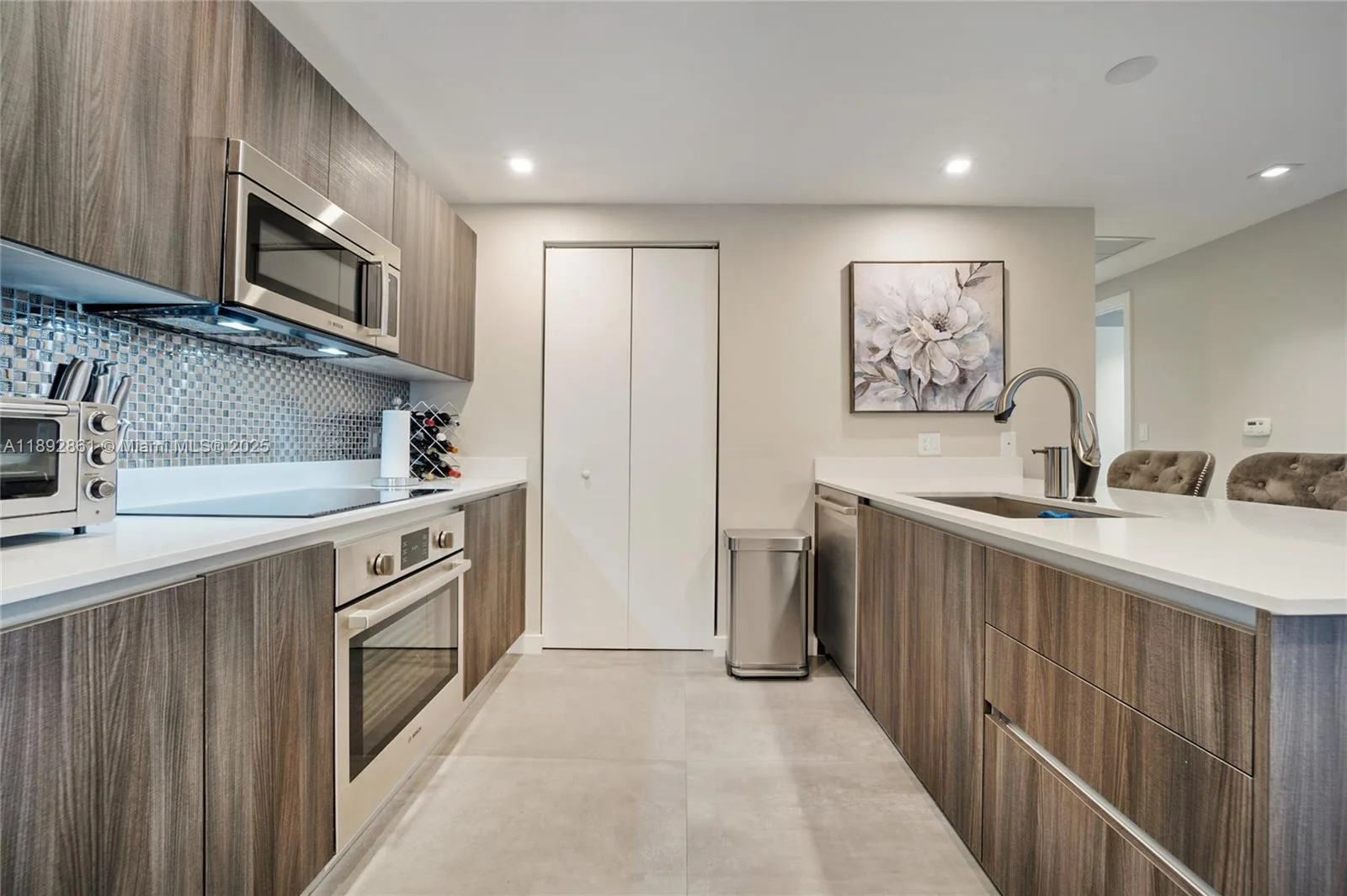 488 NE 18th St # 3210, Miami, FL 33132 photo 10
