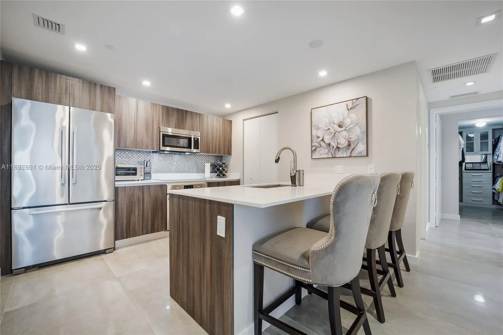 488 NE 18th St # 3210, Miami, FL 33132 photo 9