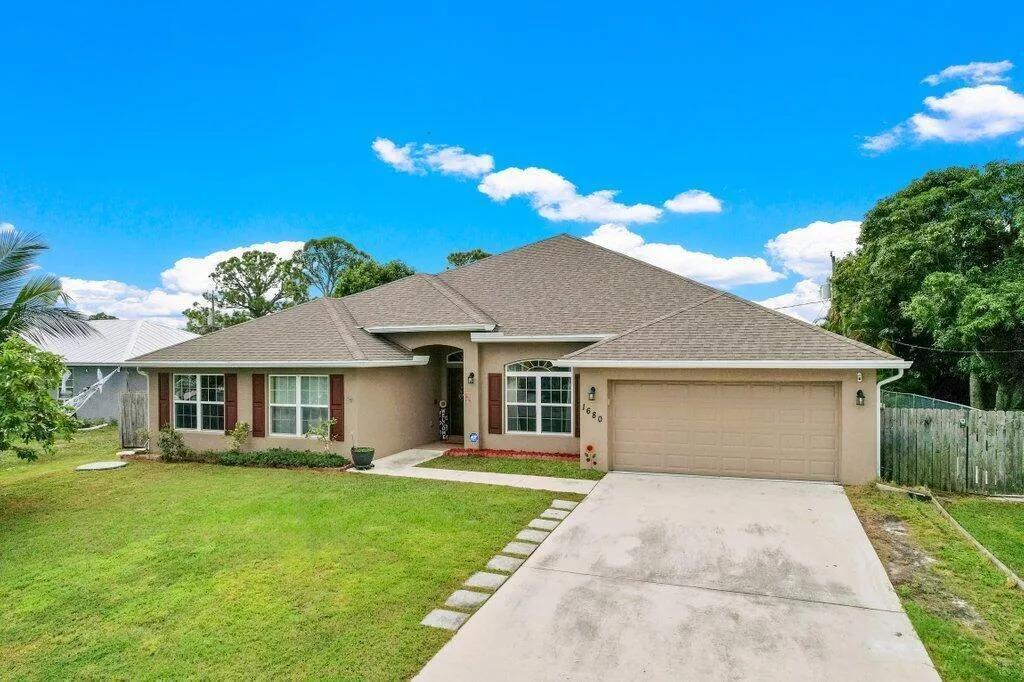 1680 SW BURLINGTON Street, Port St. Lucie, FL 34984