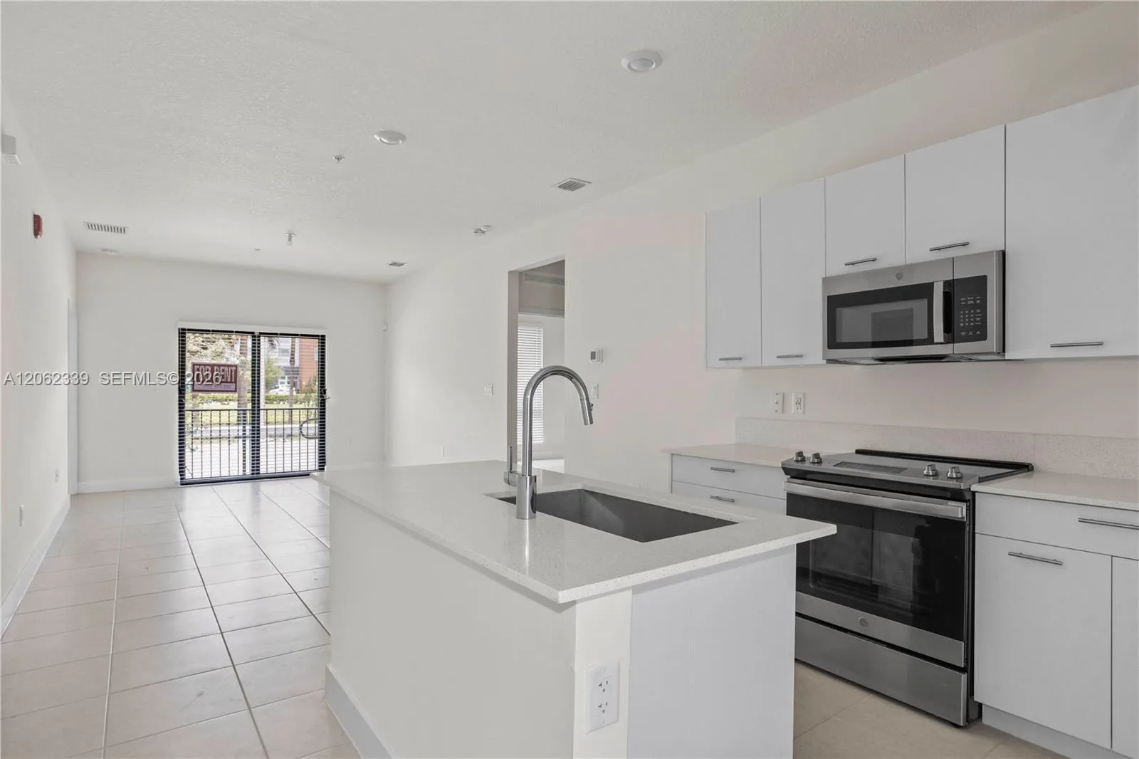 8001 NW 41st St # F-106, Doral, FL 33166 photo 3