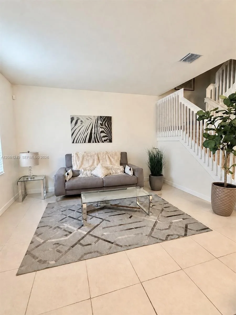 3344 W 105th Ter, Hialeah, FL 33018 photo 2
