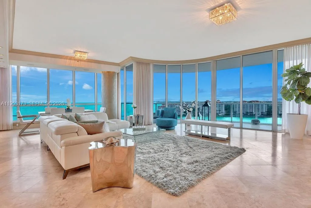 100 S Pointe Dr # 1504, Miami Beach, FL 33139 photo 4