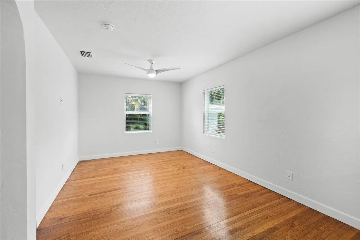 305 NE 14th Avenue, Fort Lauderdale, FL 33301 photo 6