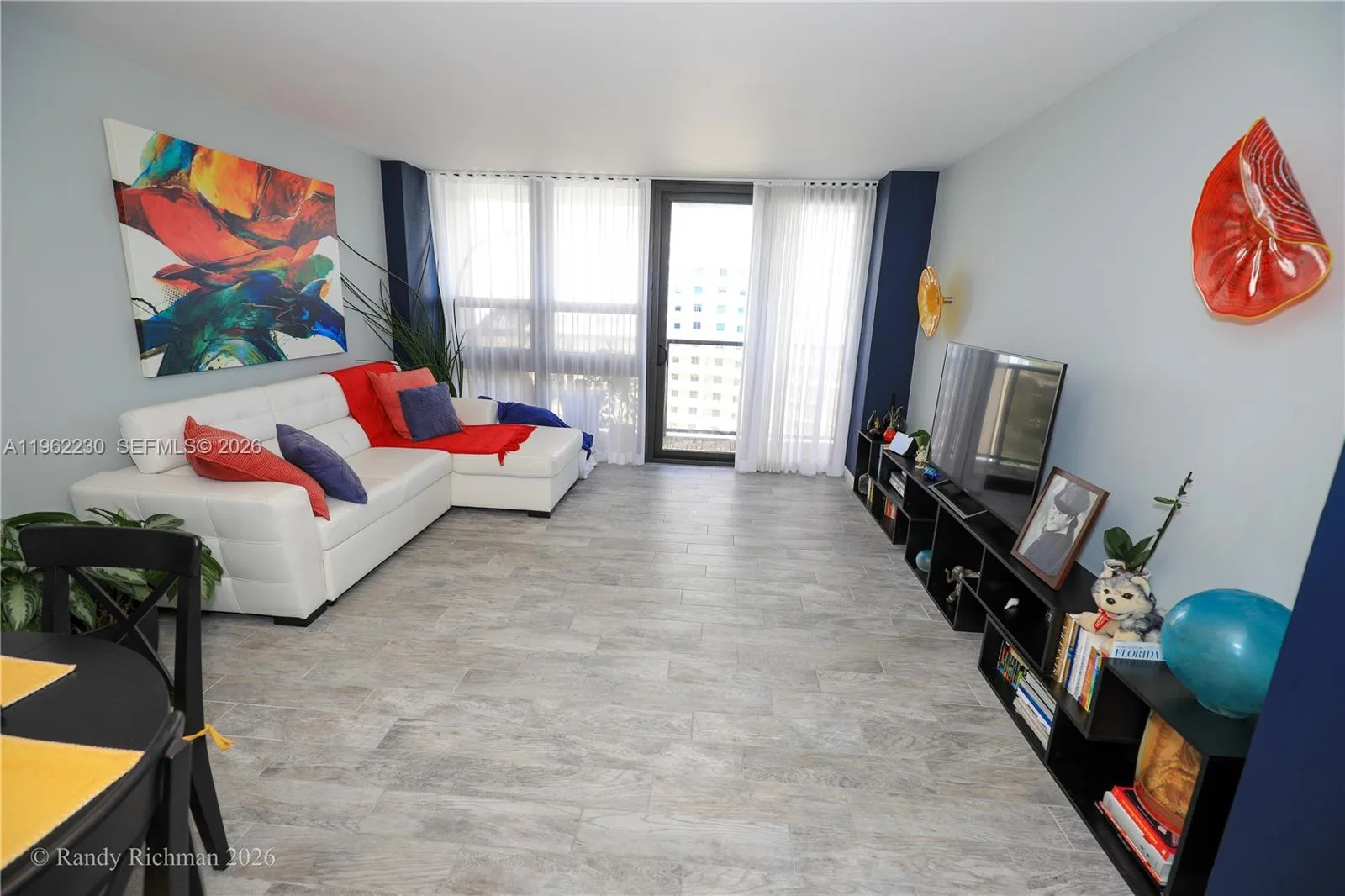 600 NE 36th St # 1905, Miami, FL 33137 photo 2