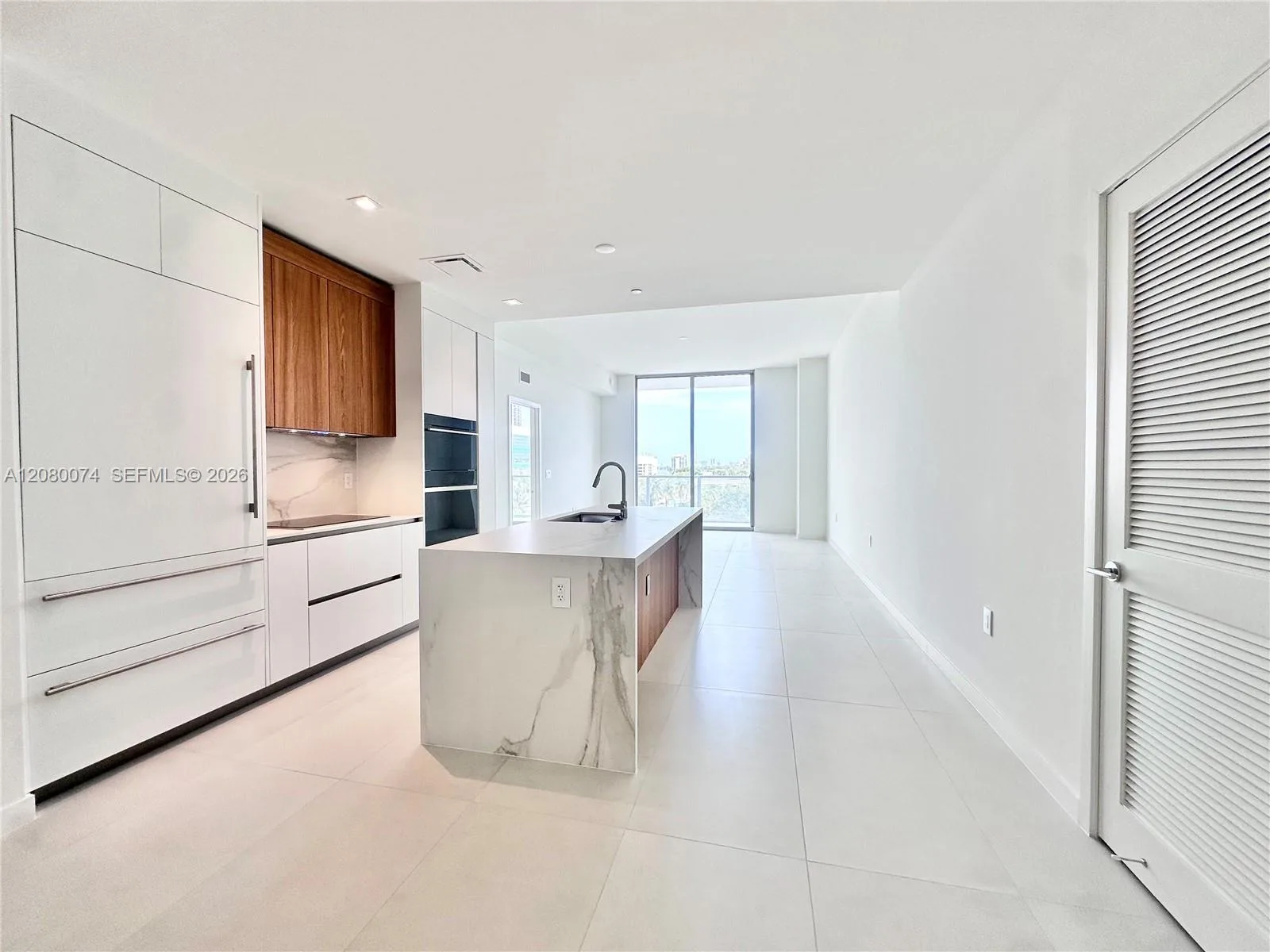 1400 Biscayne Blvd # 409, Miami, FL 33132