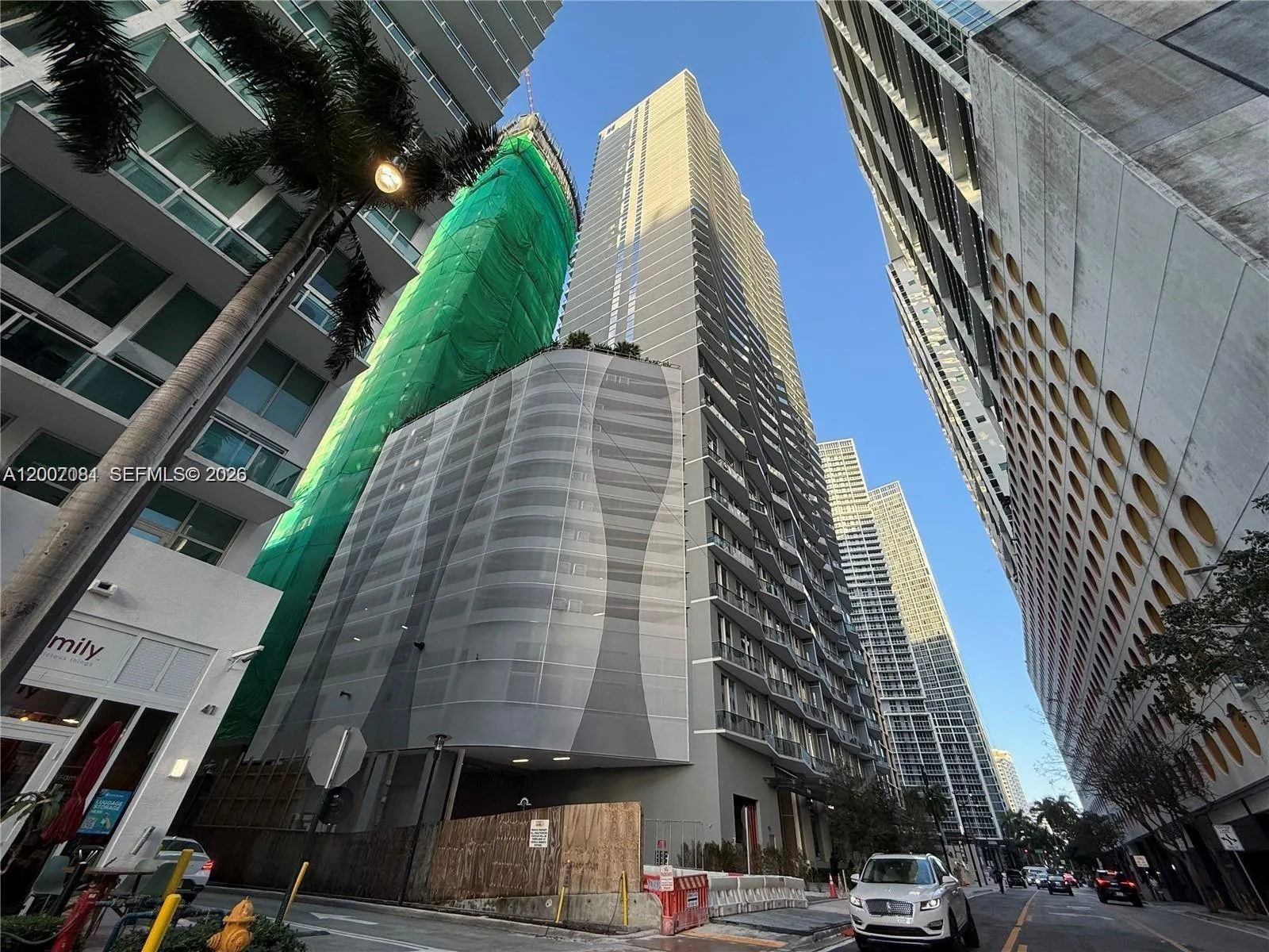 77 SE 5th Street # 1014, Miami, FL 33131