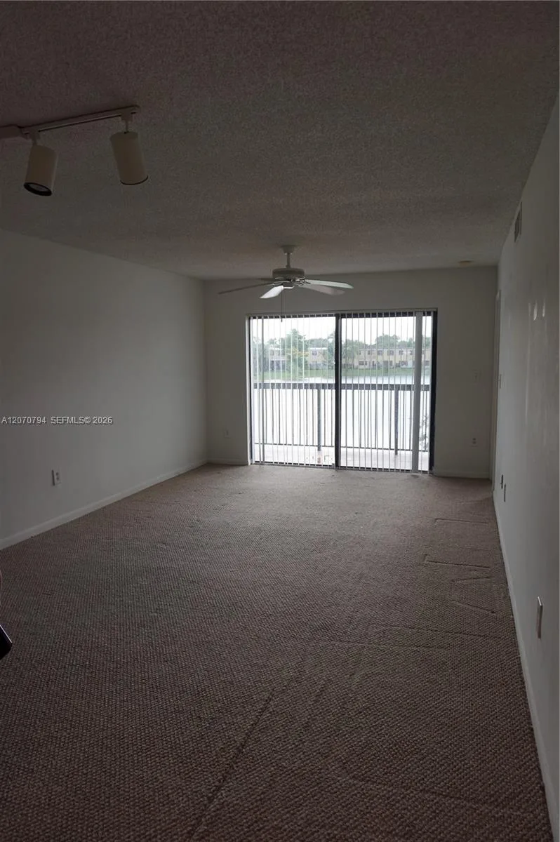 9842 Nob Hill Ln # 9842/08, Sunrise, FL 33351 photo 9