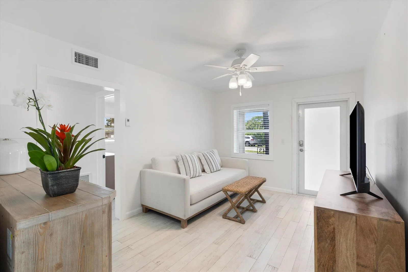 543 NE 3rd Avenue, Delray Beach, FL 33444 photo 7