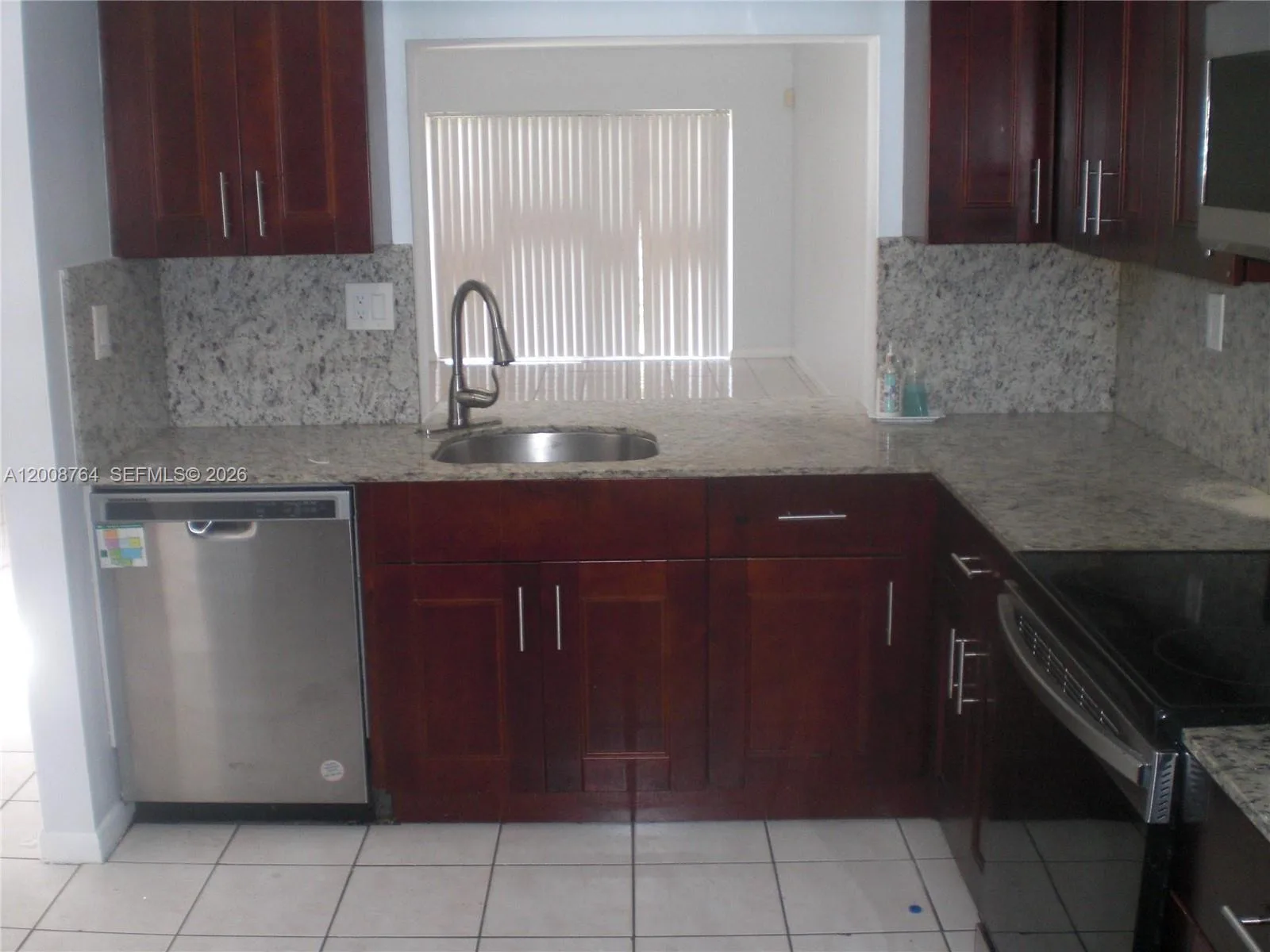 962 NW 79th Ter, Plantation, FL 33324 photo 2