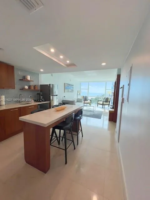 6801 Collins Ave # 718 (deed 707), Miami Beach, FL 33141 photo 11
