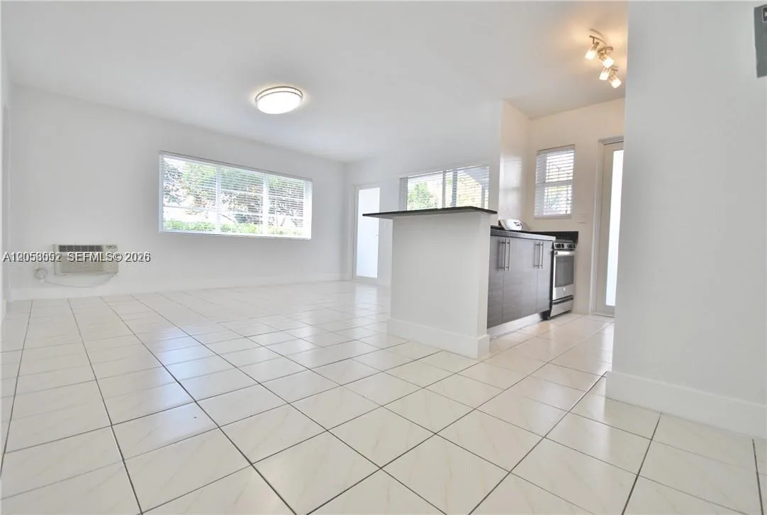 535 73rd St # 1-8, Miami Beach, FL 33141 photo 10