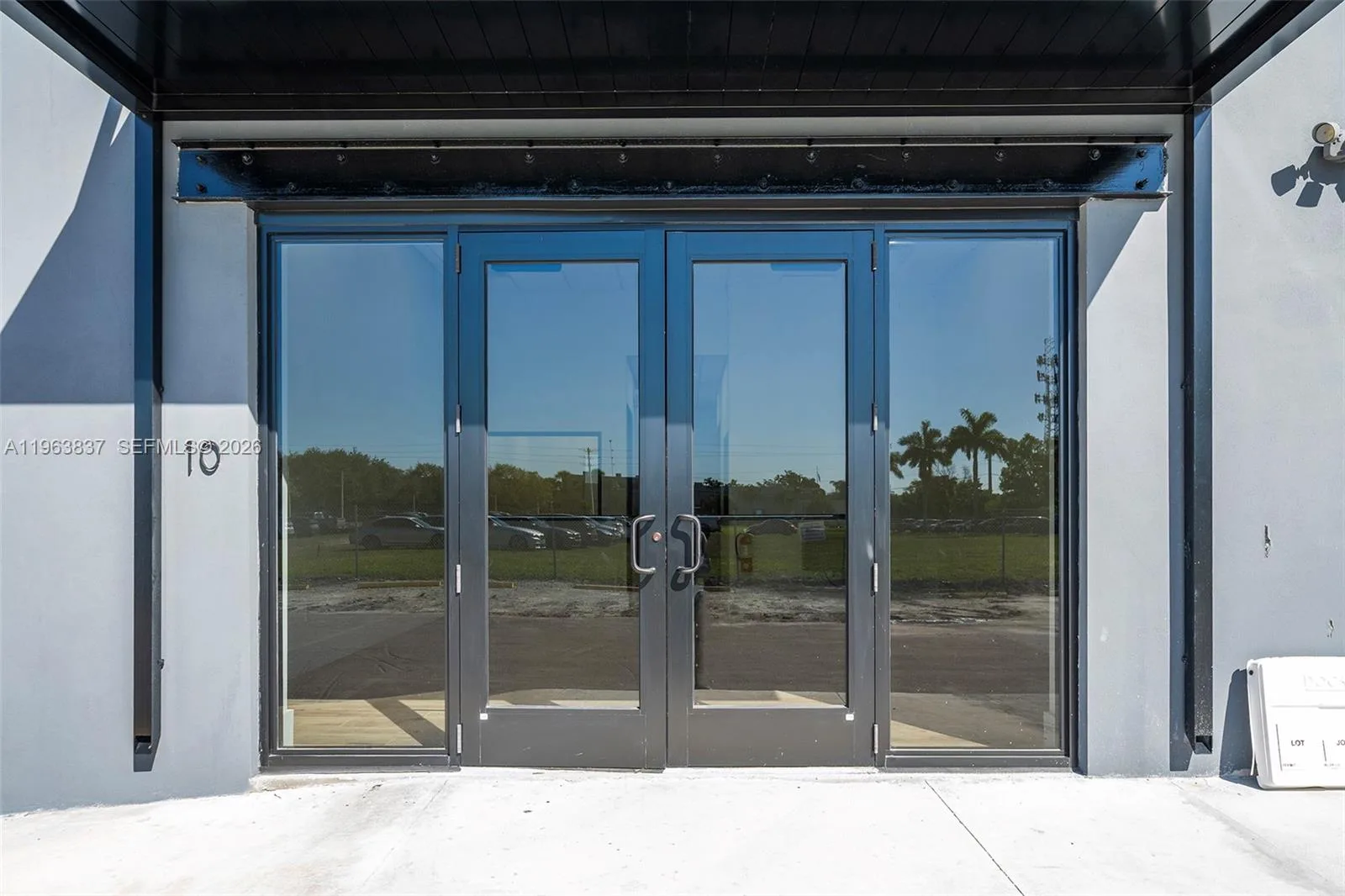 1930 N 30th Road # Suite 10, Hollywood, FL 33021 photo 2