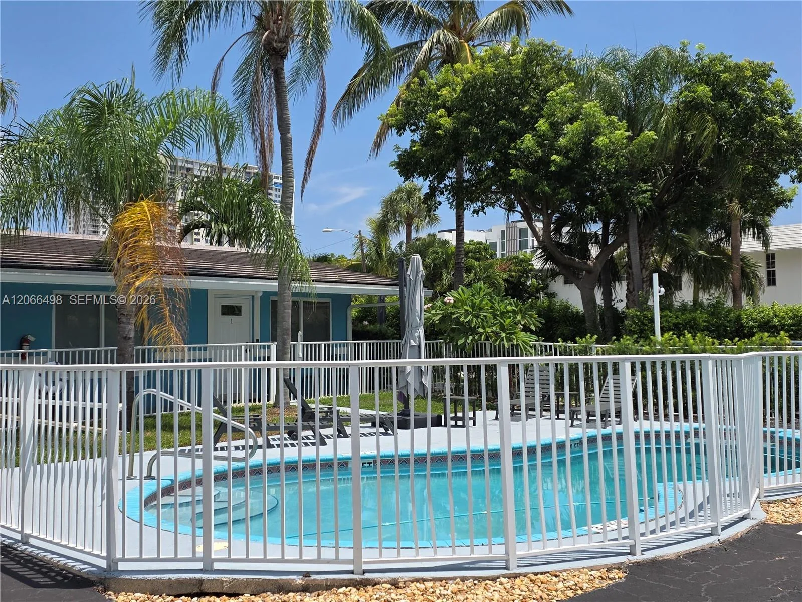 509 Hibiscus Ave # 7, Pompano Beach, FL 33062 photo 2