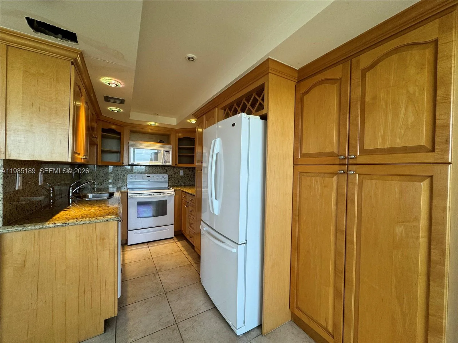 2555 Collins Ave # 2002, Miami Beach, FL 33140 photo 6