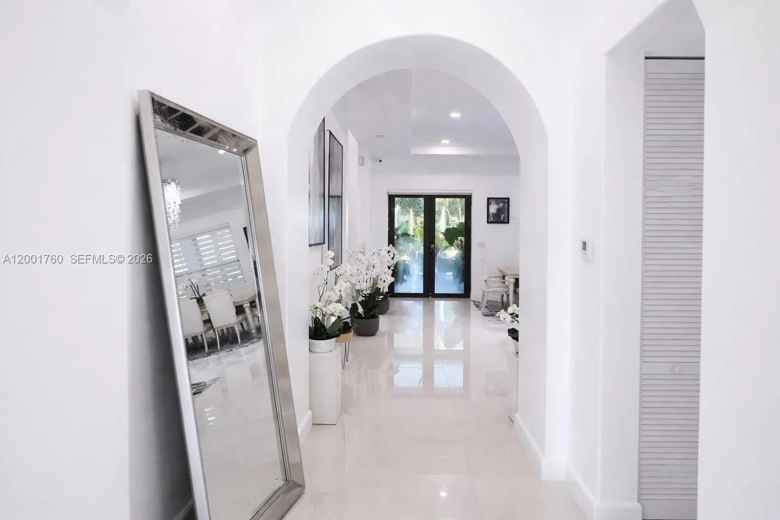 8537 NW 39th Ct, Cooper City, FL 33024 photo 3