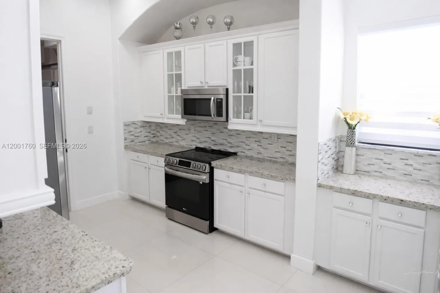 8537 NW 39th Ct, Cooper City, FL 33024 photo 9
